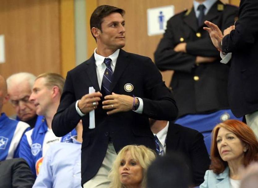 Javier Zanetti allo stadio nella sua nuova veste di vicepresidente dell&#39;Inter. Ansa